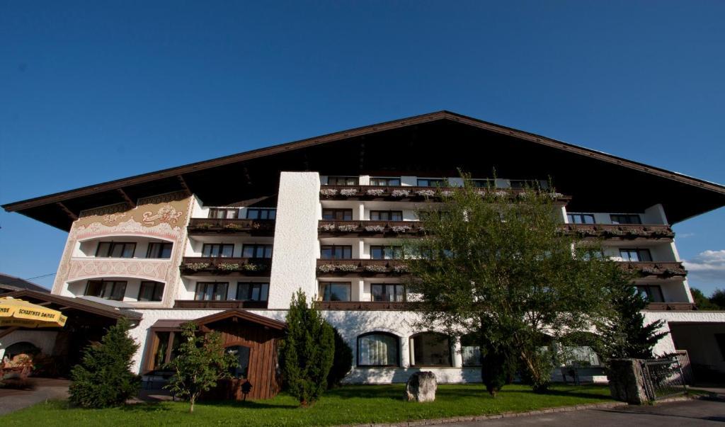 Hotel Lohninger-Schober Sankt Georgen im Attergau Dış mekan fotoğraf